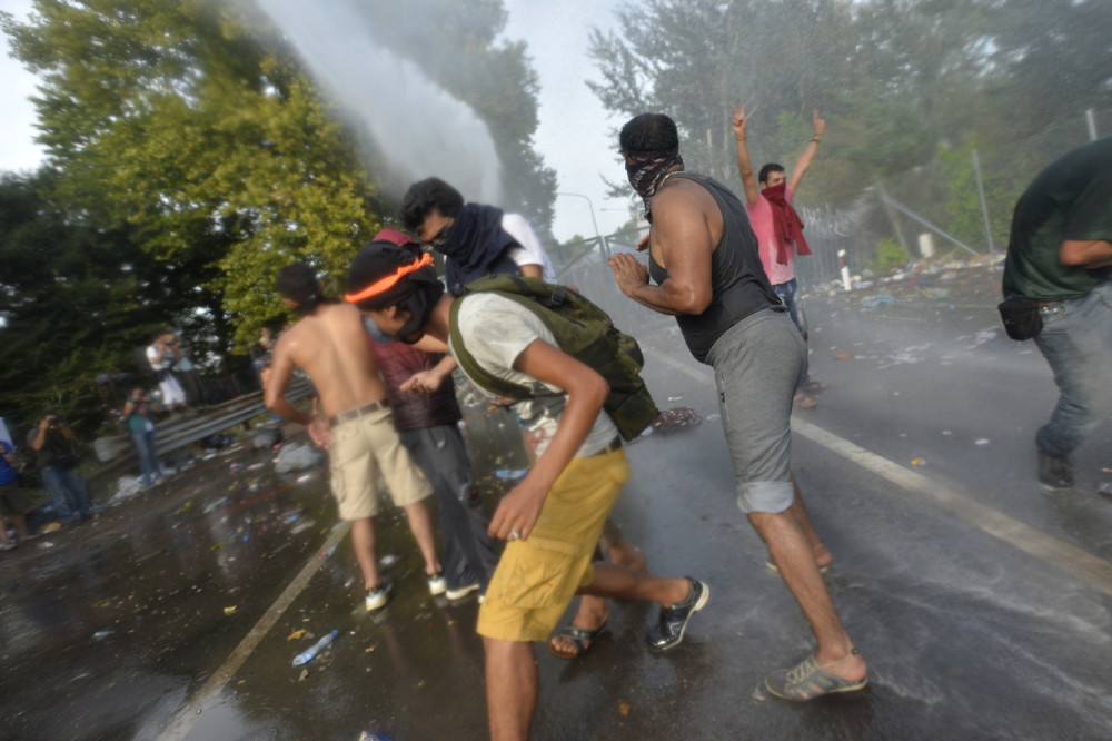 AI: Evropske zemlje i Srbija nisu adekvatno odgovorile na krizu