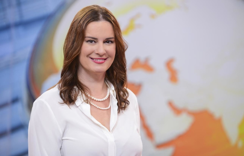 Nekada su bile poznata TV lica, a onda im se izgubio svaki trag: Gde su danas najpopularnije voditeljke koje smo obožavali?