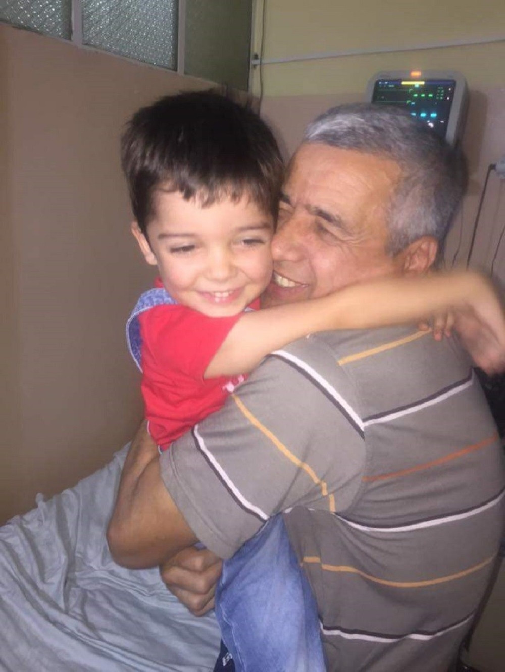 Ivanović posle dve godine zagrlio sina (FOTO)