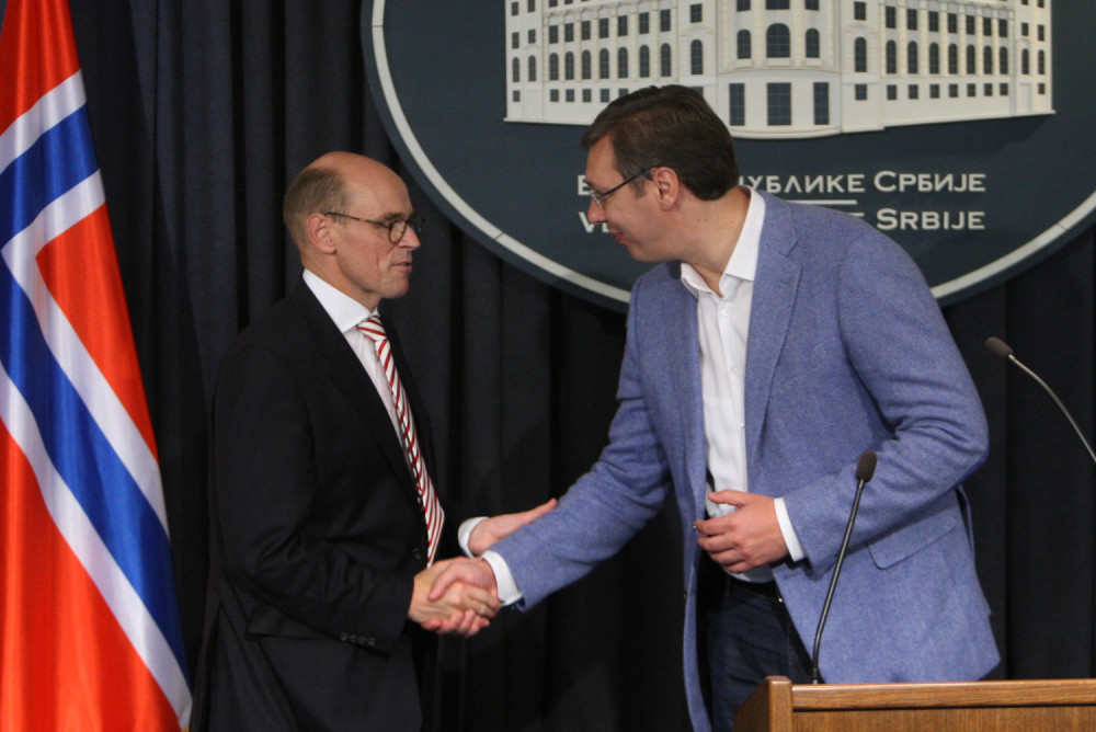 Vučić zahvalan Norveškoj na pomoći oko izbeglica