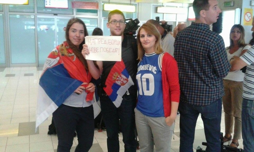 Samo troje navijača sačekalo "orlove"!