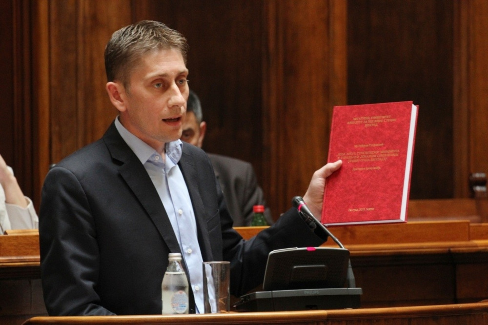 Poslanik SNS neće odgovarati za diskriminaciju