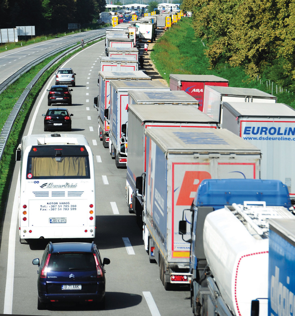 "Zavladala je panika. Čak ih ni za lovu nije briga..."