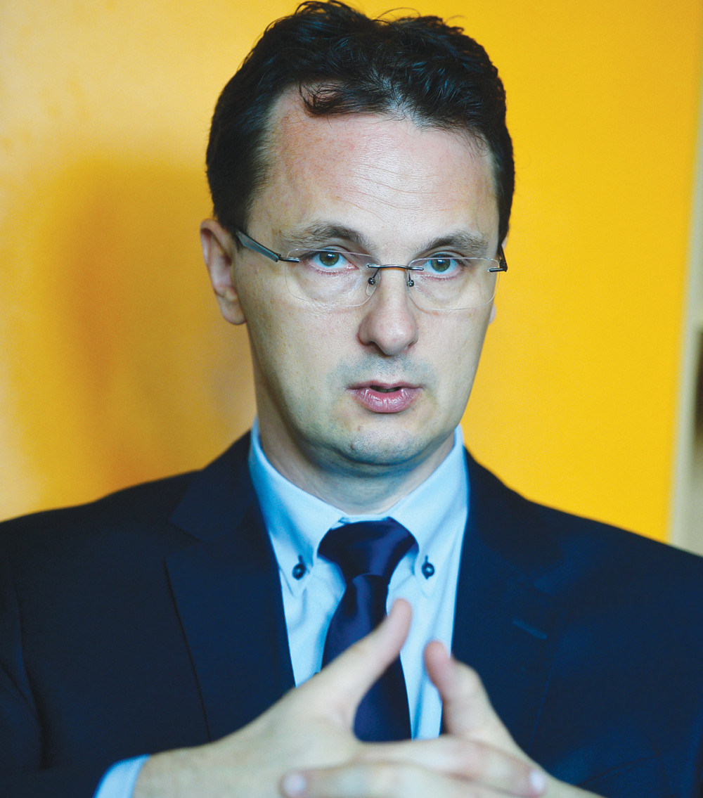 Verbić: Vujović kaže da ima para za prosvetu