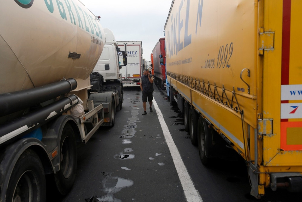 Ko je oštećen u carinskom ratu sa Hrvatima, da se obrati sudu