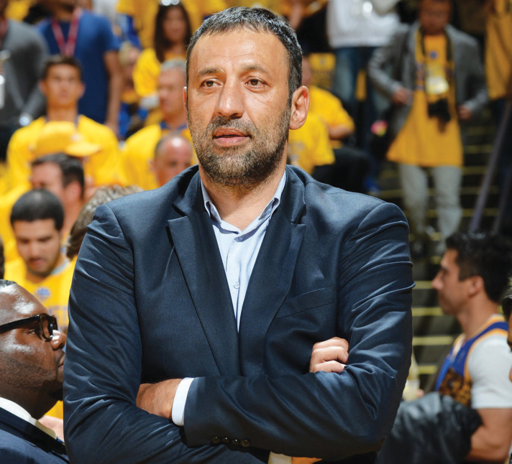 Divac u NBA vodi bitku za Bobija