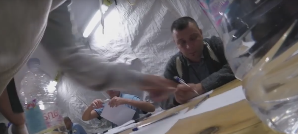 Novinar se ušunjao u izbeglički kamp kao Sirijac