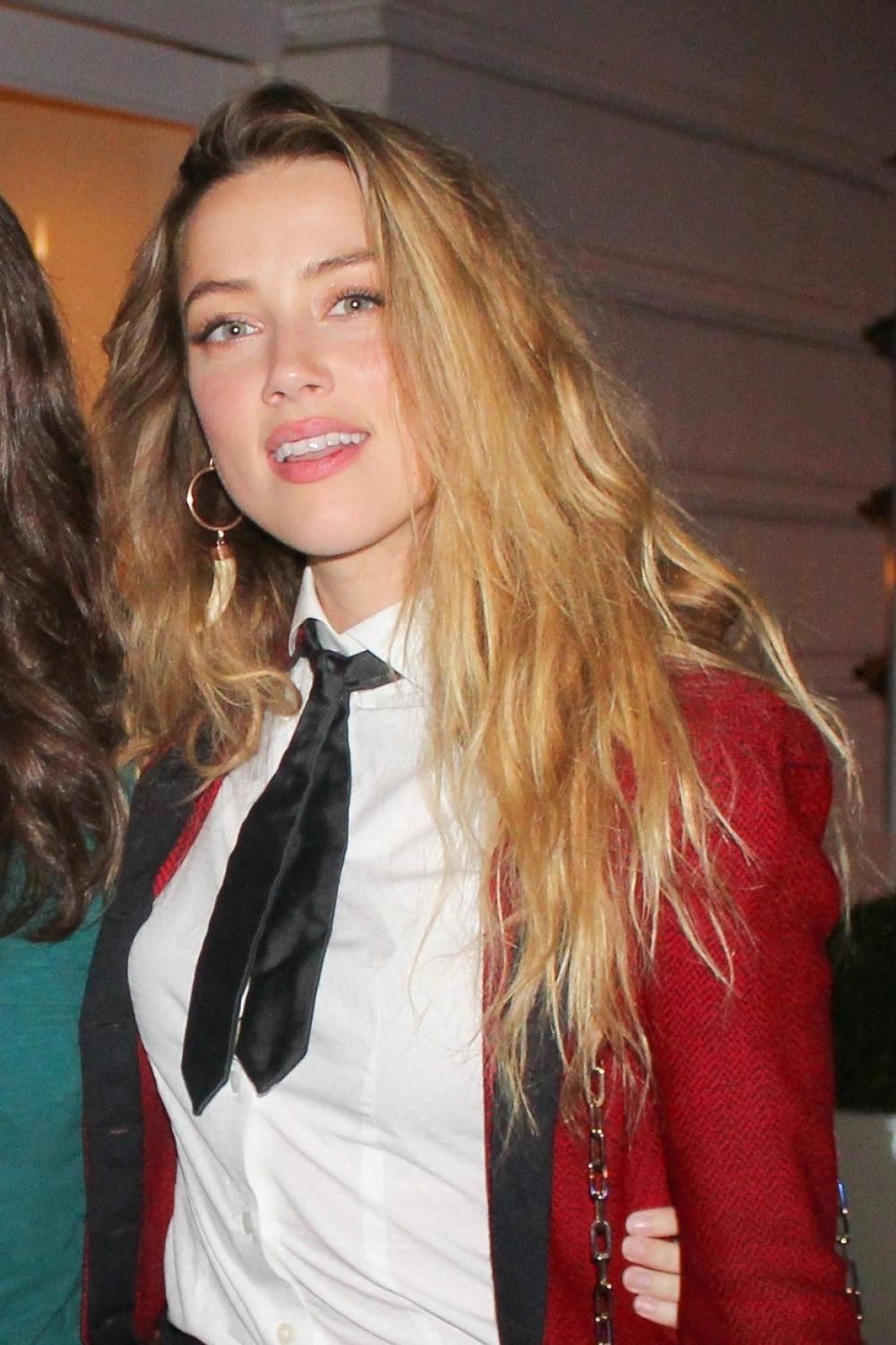 Amber Herd uhapšena zbog nasilja!