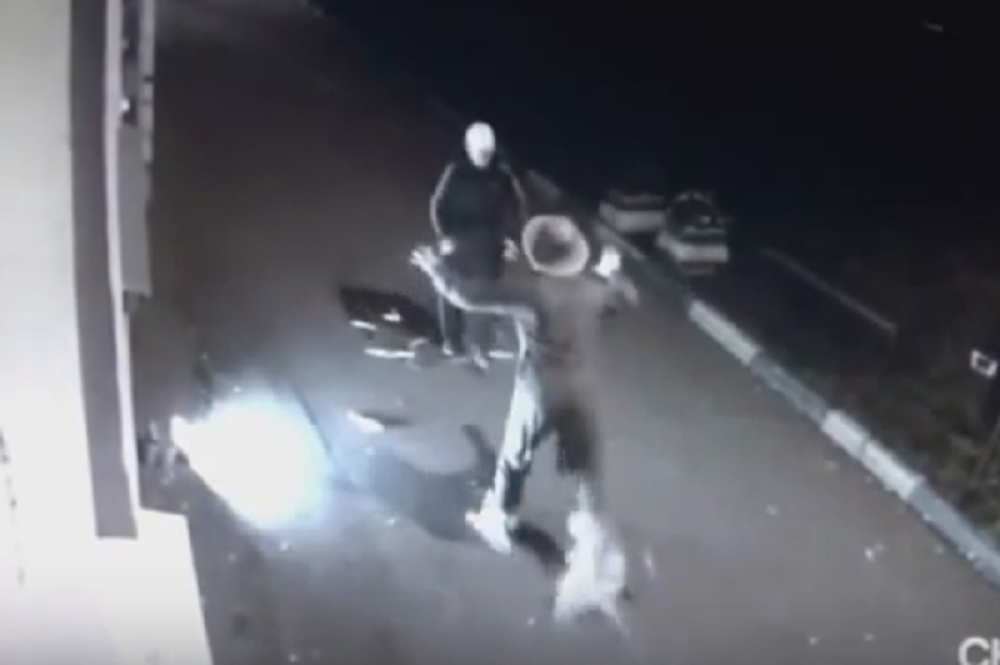 Upucao tinejdžera koji se šalio! (VIDEO)