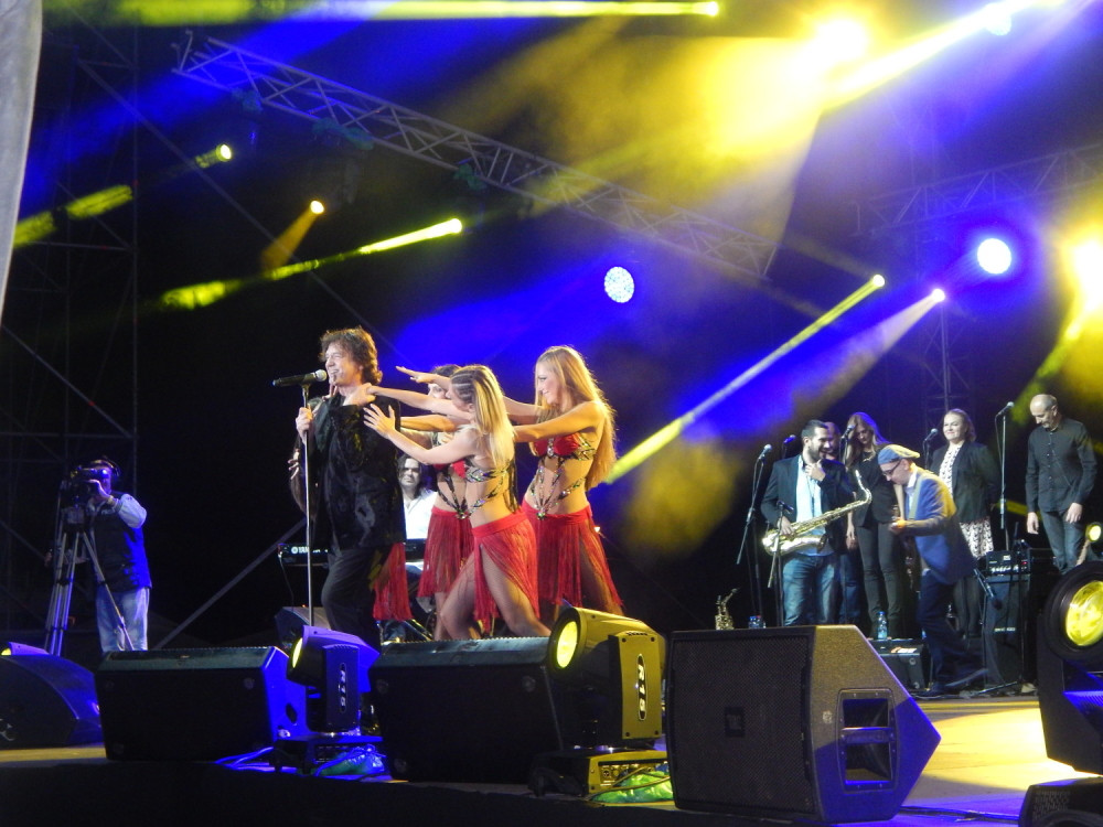 Niš pevao sa Čolom!