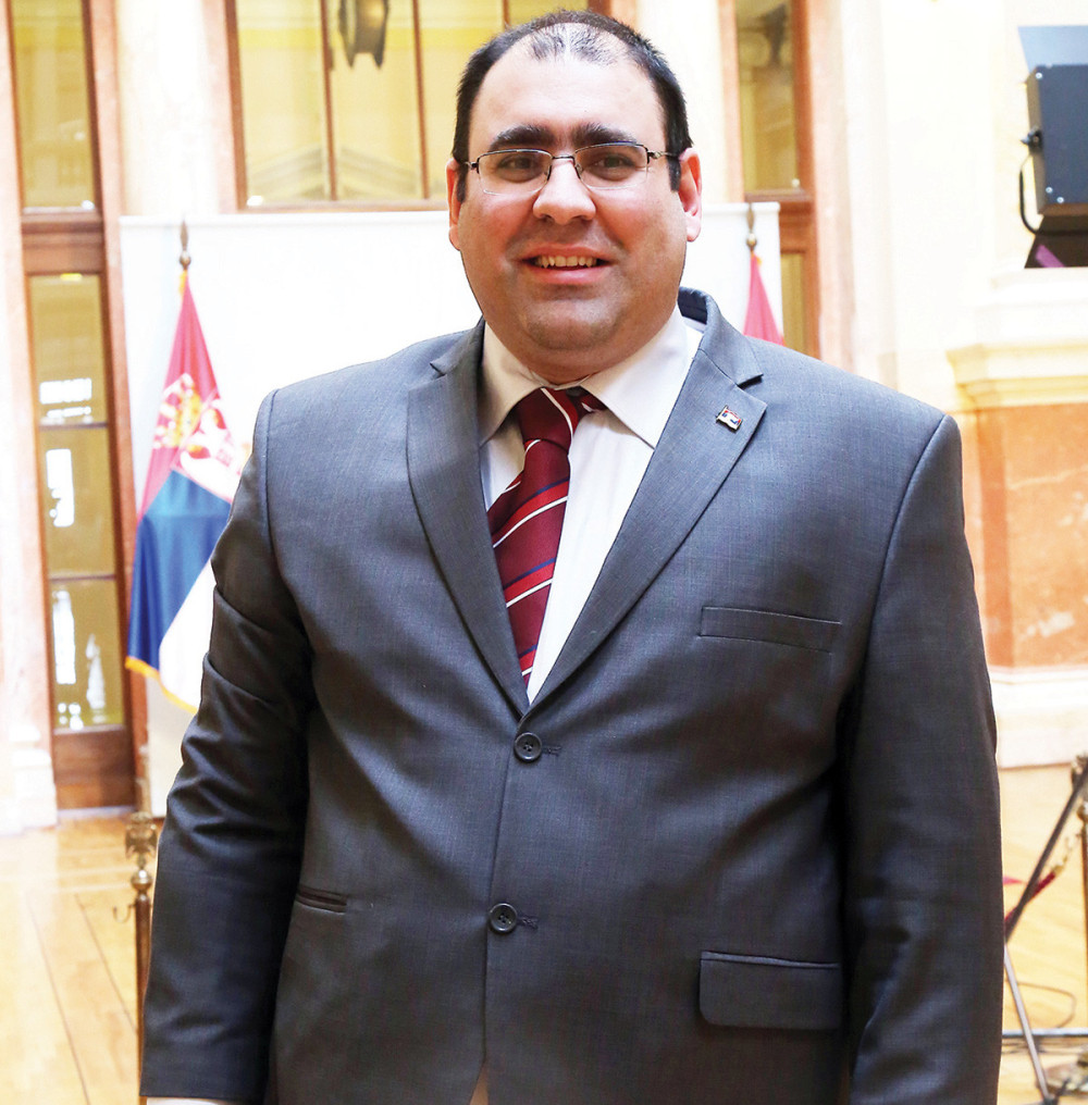 Đukanović sprema čak dva doktorata!