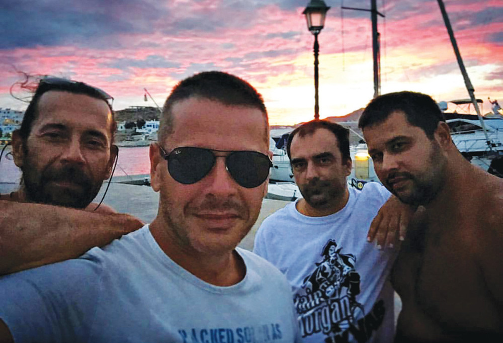 Georgiev se provodi na Mikonosu