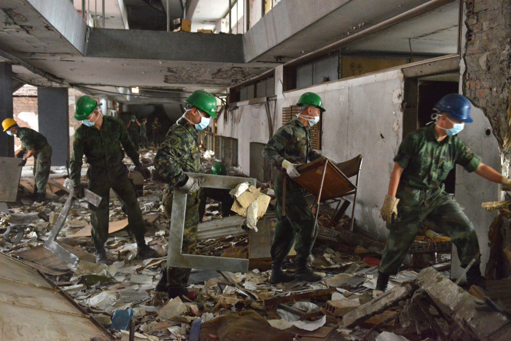 Pogledajte razoreni Generalštab iznutra! (FOTO)