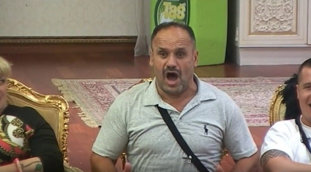 Zmaj Ružici: Ne možeš biti kao Jelena, ti si jeftina!