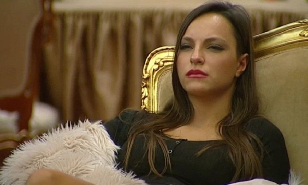 Prevarena je čitava javnost?! Otac Ružičinog deteta nije fudbaler Nikola, nego ovaj čovek!