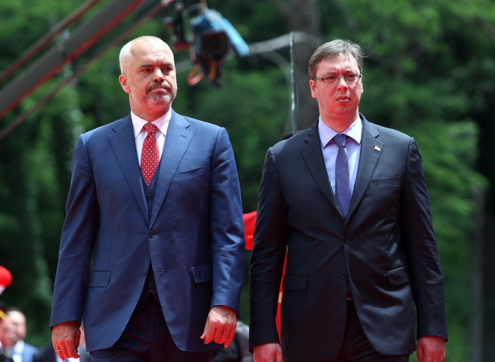 Vučić ponudio pomoć Rami