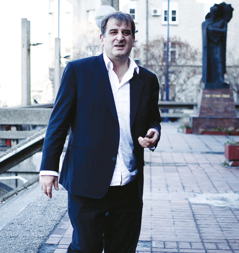 Čume pod istragom zbog ukradenog "ferarija”!