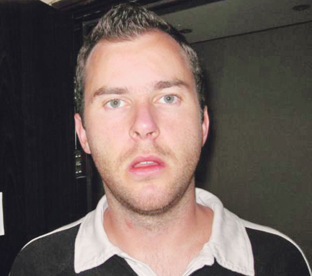 Mahao je pasošem i pričao na francuskom