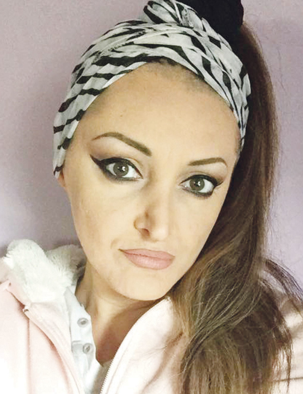 BOLNE REČI MAJKE DONE ARES KIDAJU DUŠU Kada je shvatila da dolazi kraj očitala nam je svima lekciju! Mi se trudimo da ispunimo njenu želju!