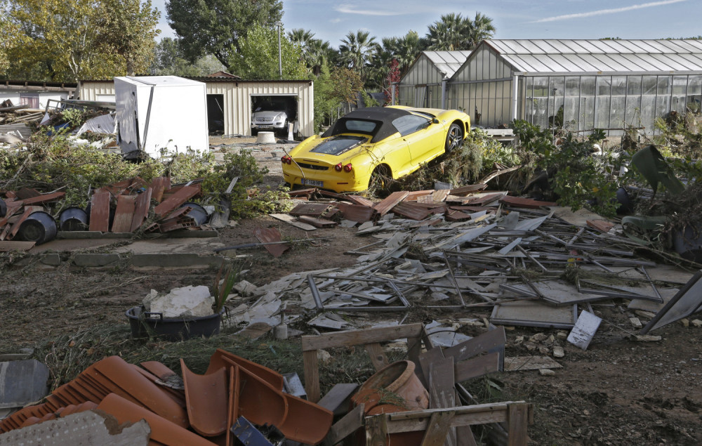 Na rivijeri poplava odnela 17 života (FOTO i VIDEO)