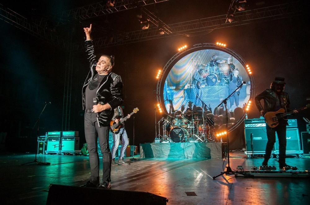 Legendarni muzičar "Parnog valjka" završio iza rešetaka: Dobio četiri godine zatvora!