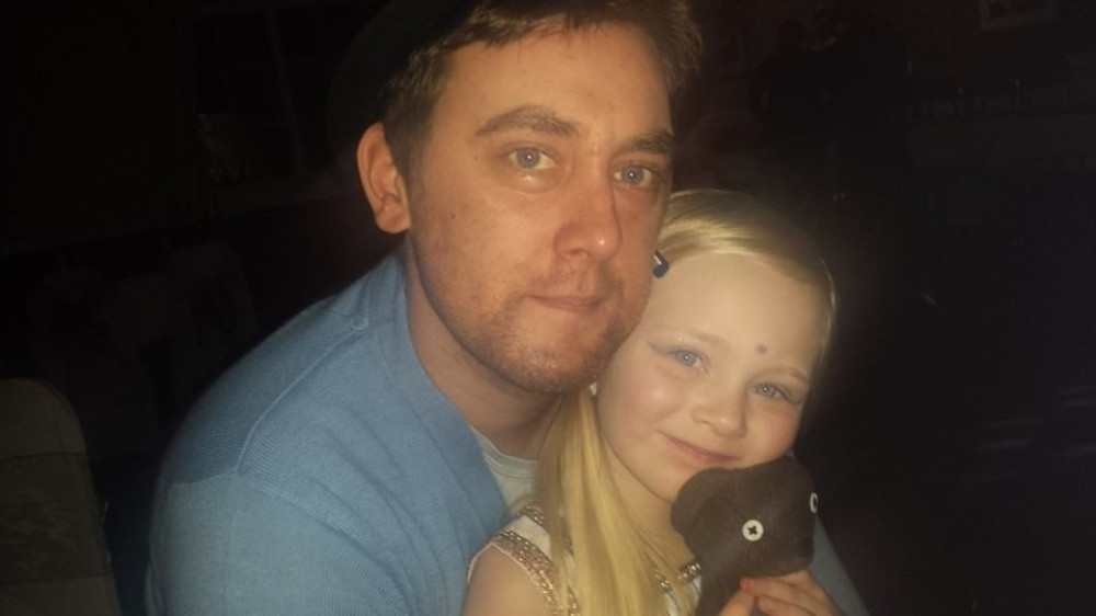 Umro od raka, a novac skupljao samo za bolesnu pastorku!