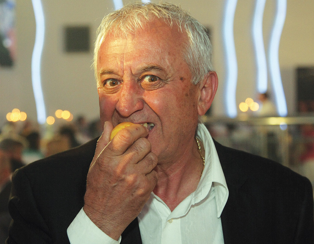 Pomogao sam Maci da ima seks