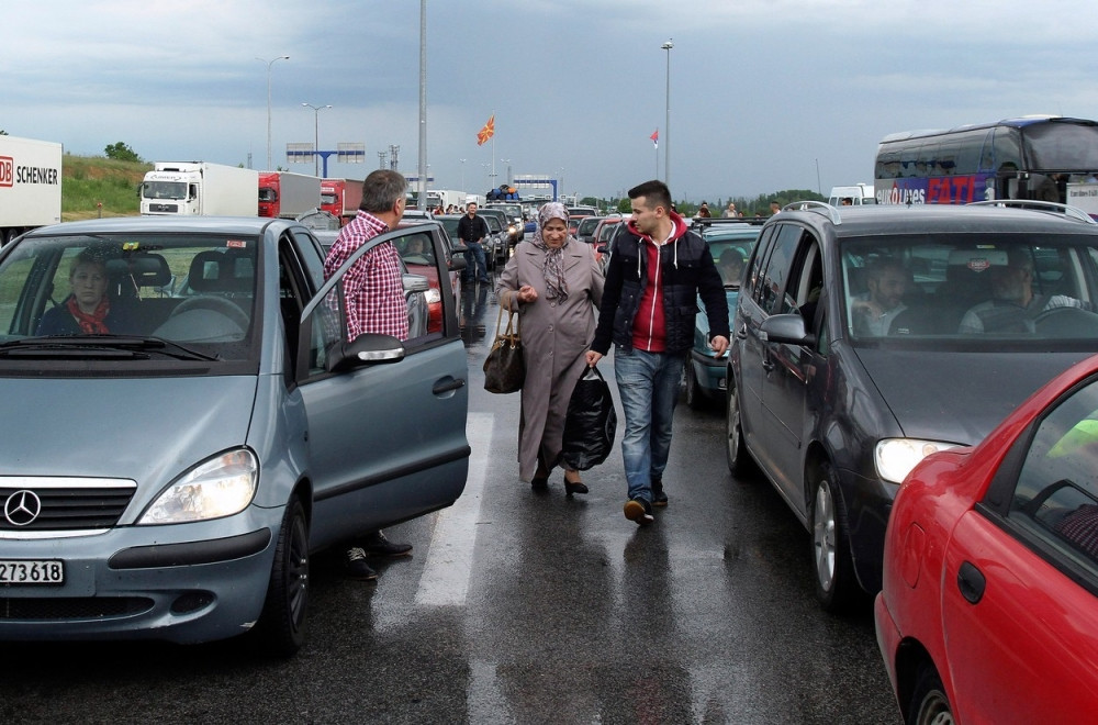 Već se duže čeka na granicama