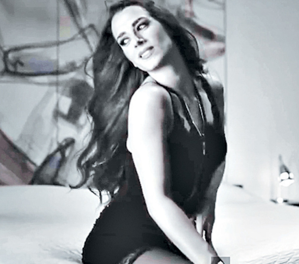 Polugola vrckala samo za Kristijana!