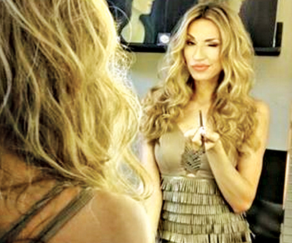 Rada Manojlović snimila spot za Momira!