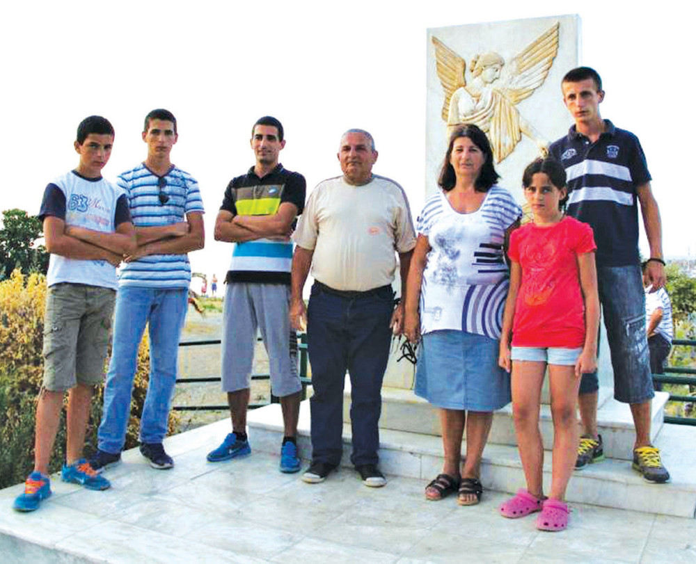 Blagoslovom patrijarha, Arambašići prvi put na moru