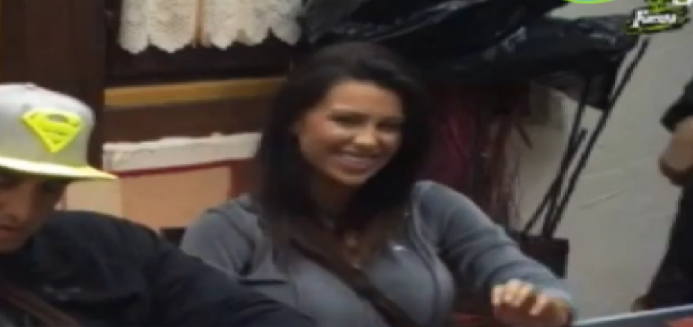 Stanija potvrdila: Pao je seks u WC-u!