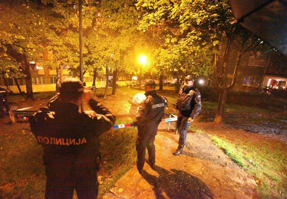 Muškarac se razneo bombom na ulici (FOTO)