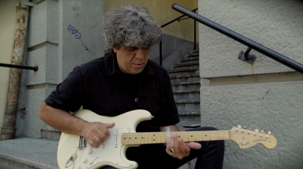 Koja snimio pesmu sa horom "Čuperak"!