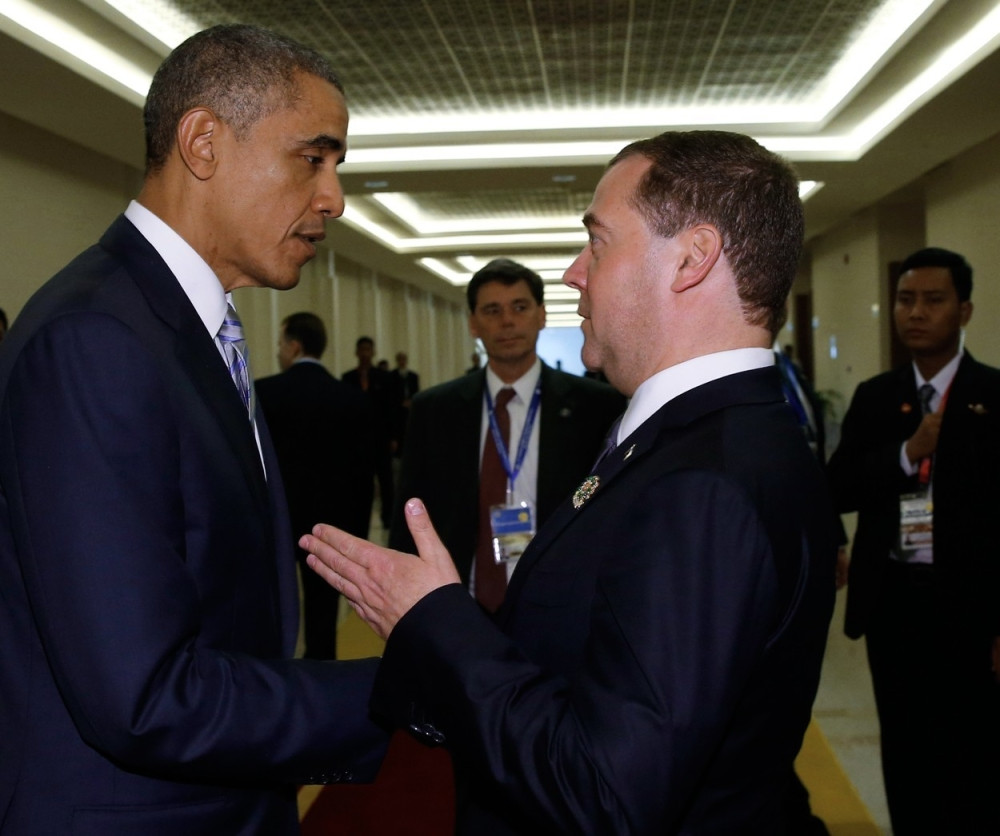 Medvedev neviđeno spustio Obamu!