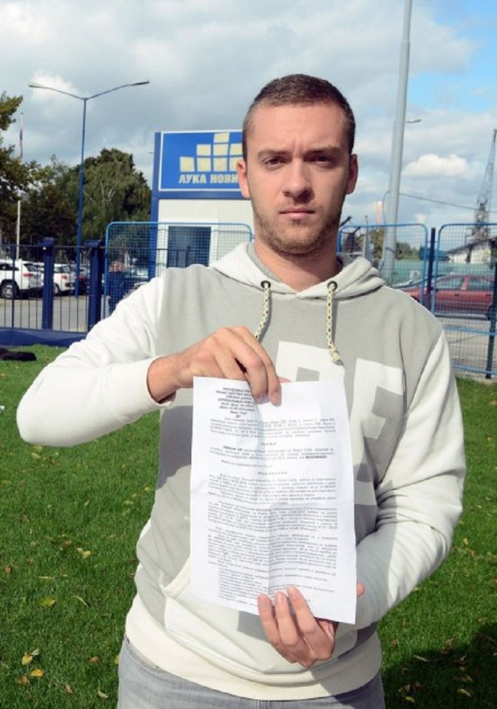 Studentu ocarinili gaće 23.000 dinara!