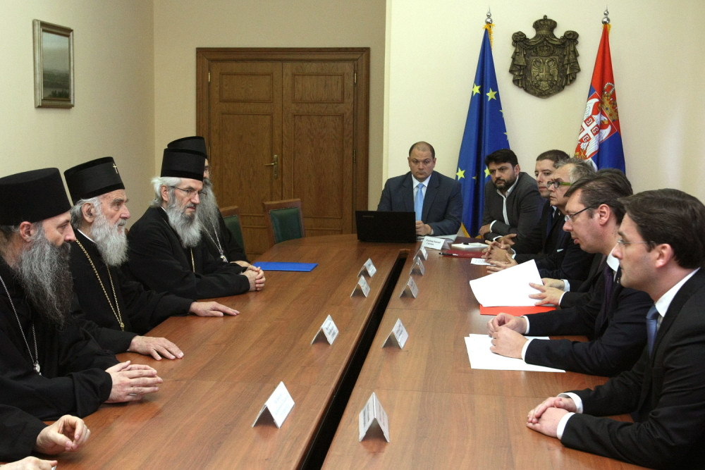 Vučić i Irinej o ravnoteži između politike i ekonomije