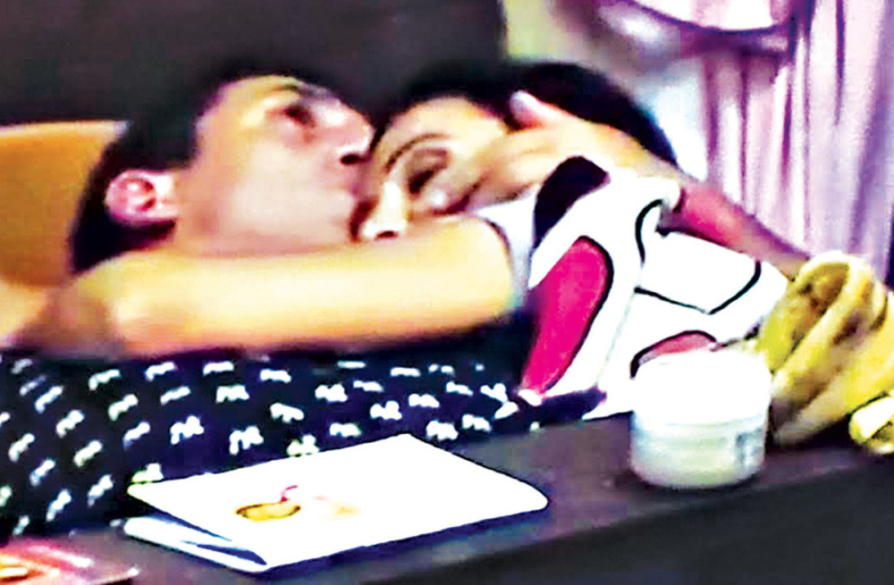 Kristijan: Stanija, ući ću u tebe ko u ambasadu!