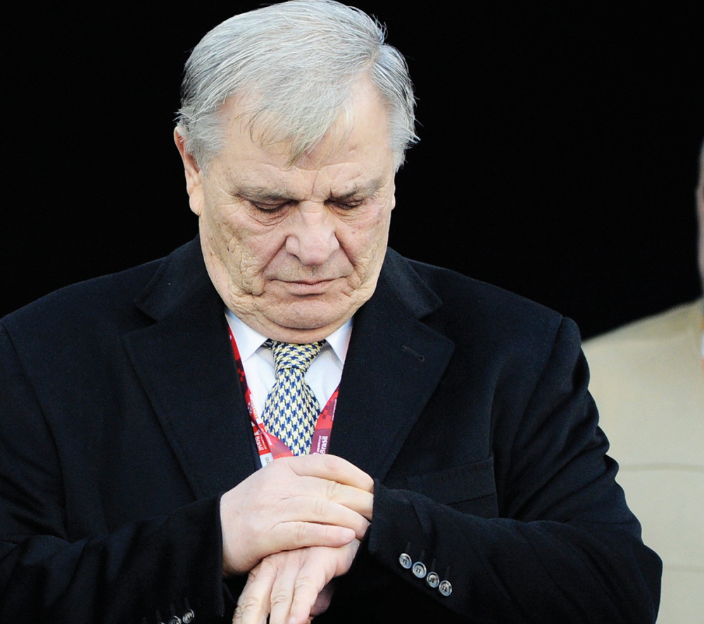 Tole, zašto FSS plaća stipendiju tvom sinovcu?