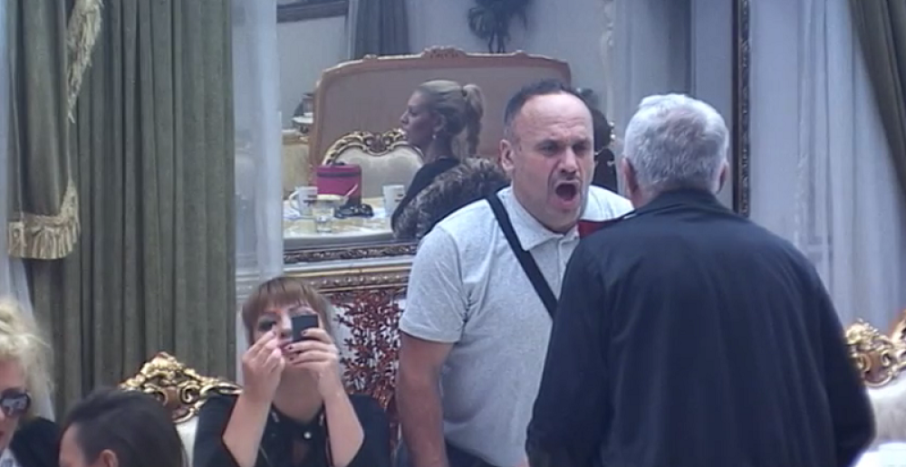 Pogledajte kako zvuči kad zapevaju Zmaj i Era!