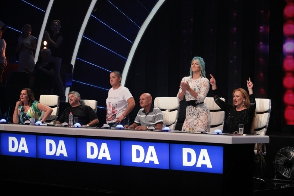 Popović se popeo na sto!