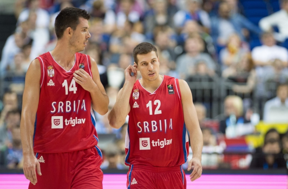 Pre nego što je OVO URADIO, srpski reprezentativac trebalo je da se raspita o čemu se radi! (VIDEO)