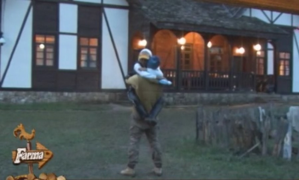 Šta su to Tamara i Aca radili iza sena?