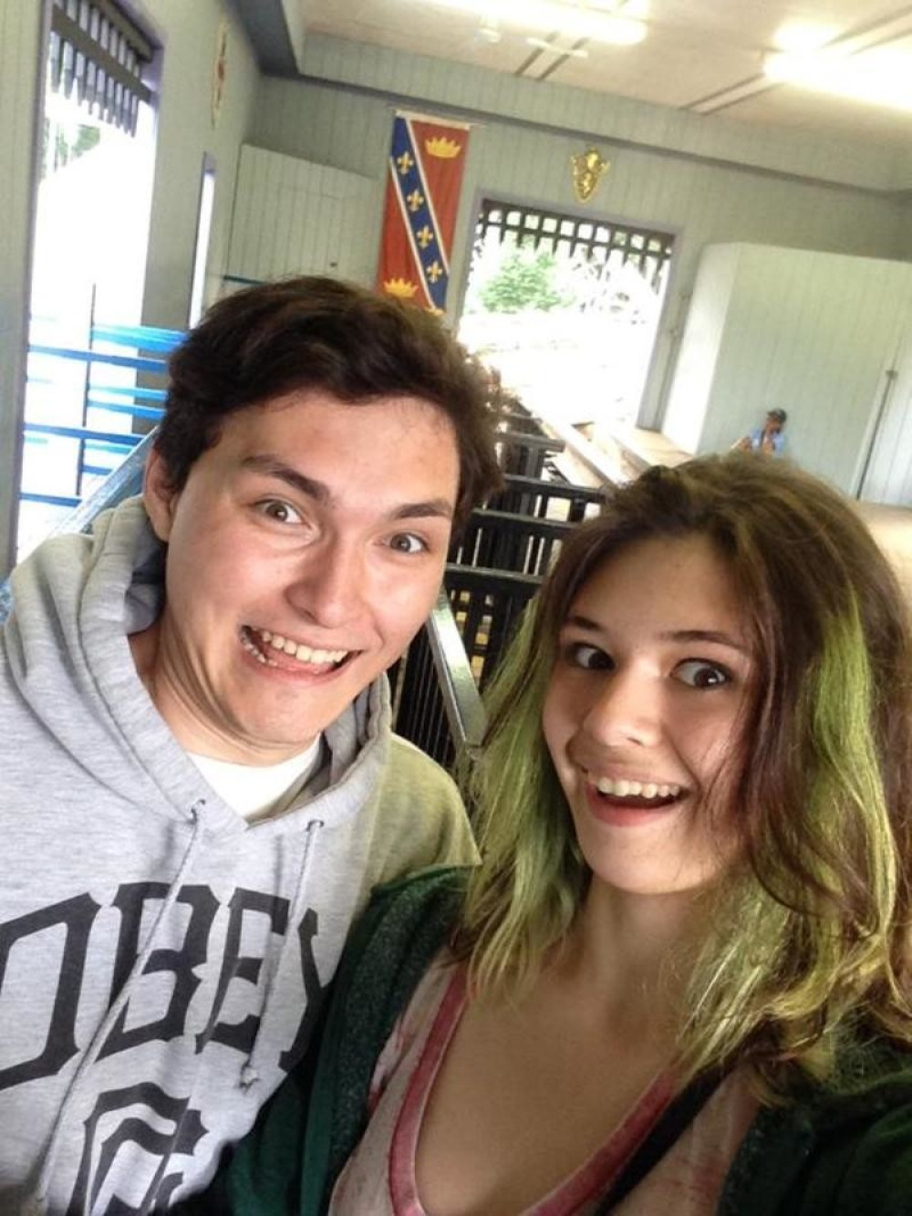 Rođeni su kao blizanci, a onda je brat promenio pol... (FOTO)