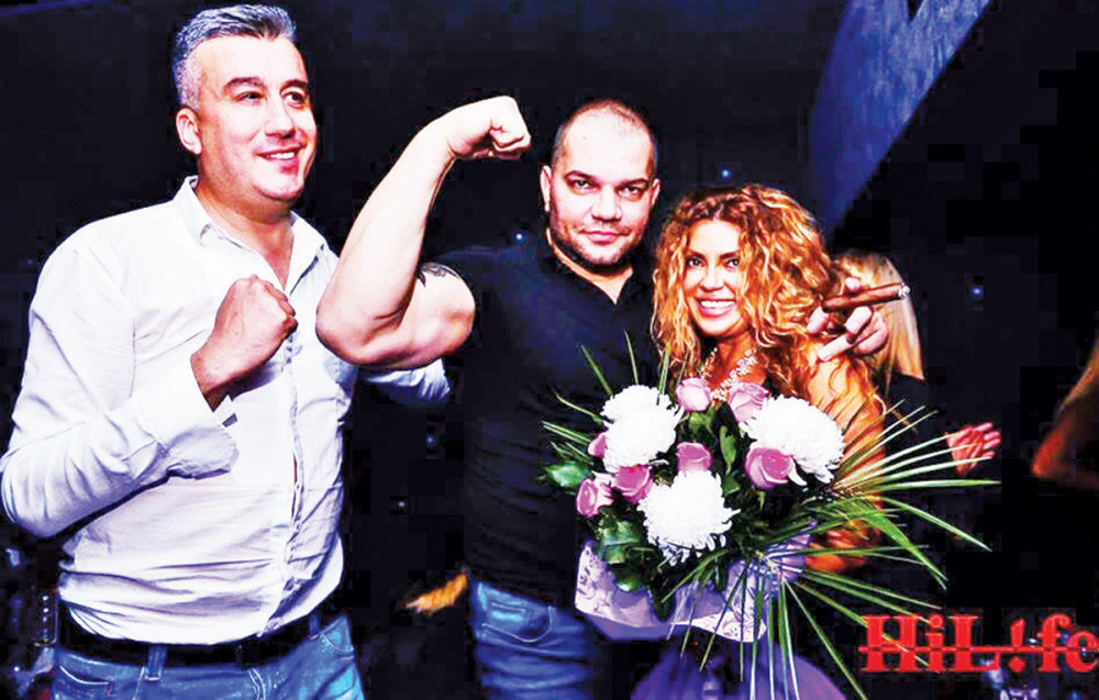 Bugari odlepili za Indirom!