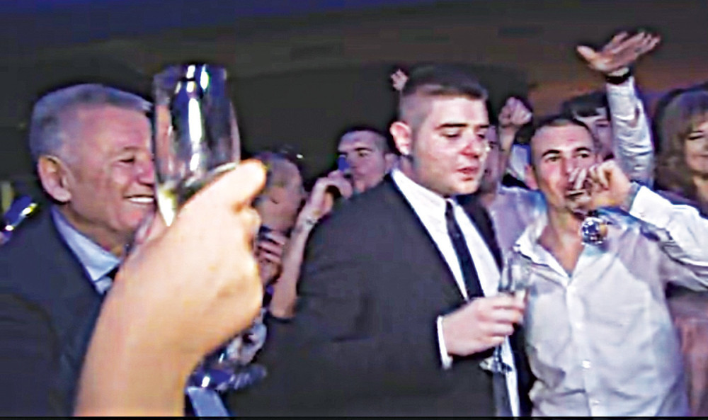 Velja napravio feštu za punoletstvo sina