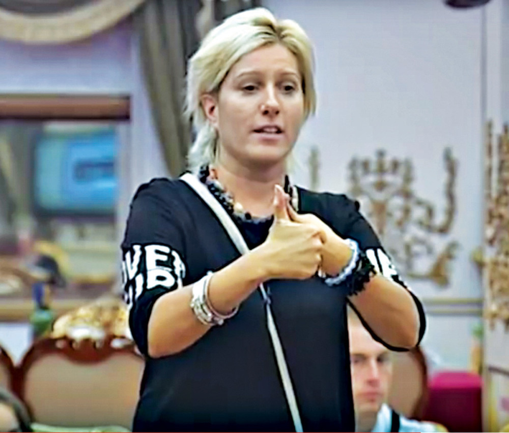 Čupo me je udarao pesnicama