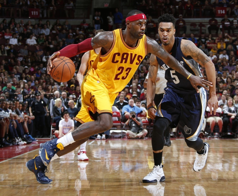 Lebron spreman za početak sezone!