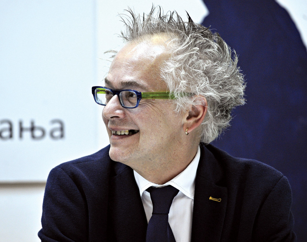 Džaba sve,  moj friz nigde ne ide!