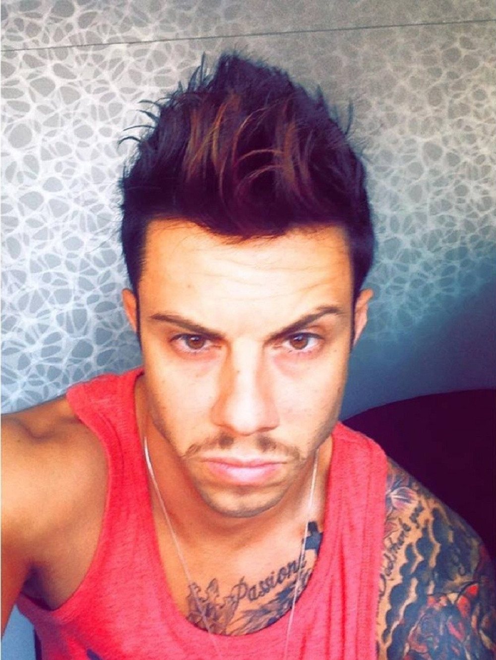 Filip sa ovom zadrugarkom završio u krevetu!